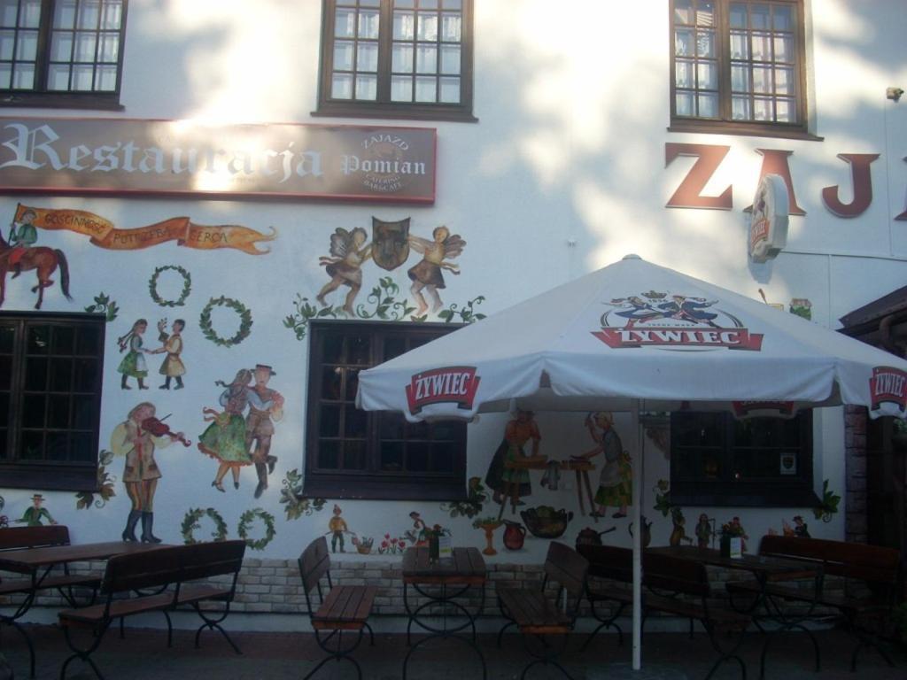 Zajazd Pomian Ozarów Mazowiecki Exterior foto